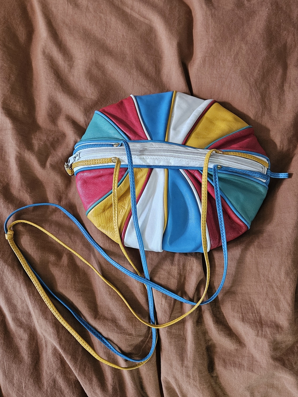 Brio Vintage Baloon Purse Crossbody Bag - Blue, Yellow, Red, White